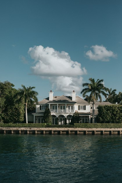 The Benefits of Beachfront Condominiums